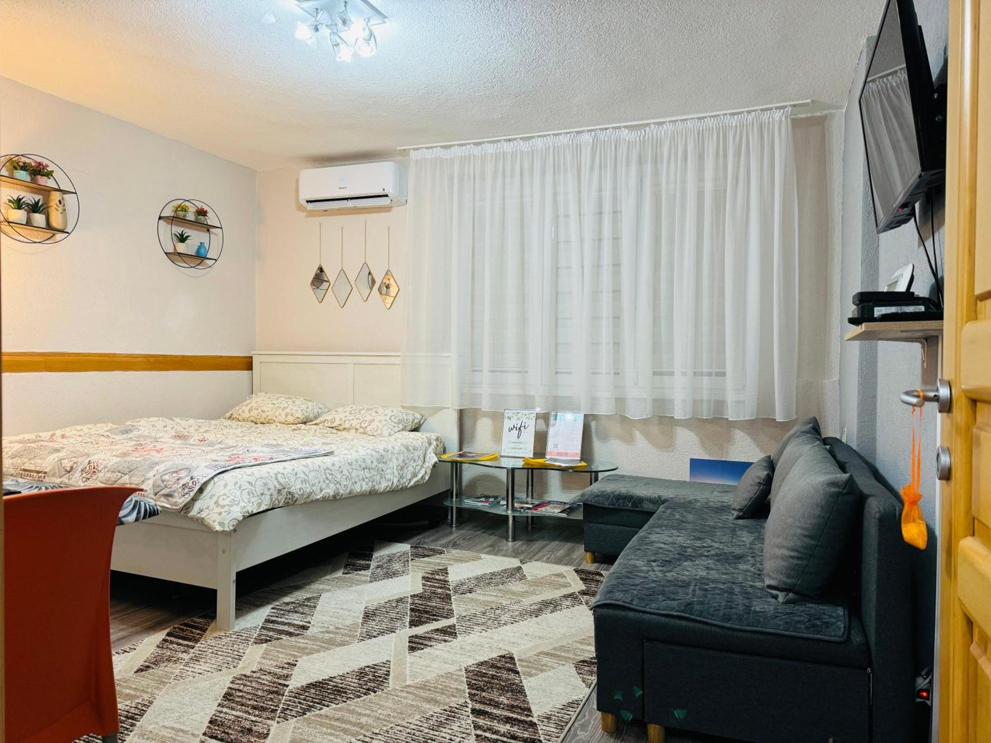 T&N Studio-Center-Free Parking,Ac,Train-Bus Station Sarajevo Ngoại thất bức ảnh